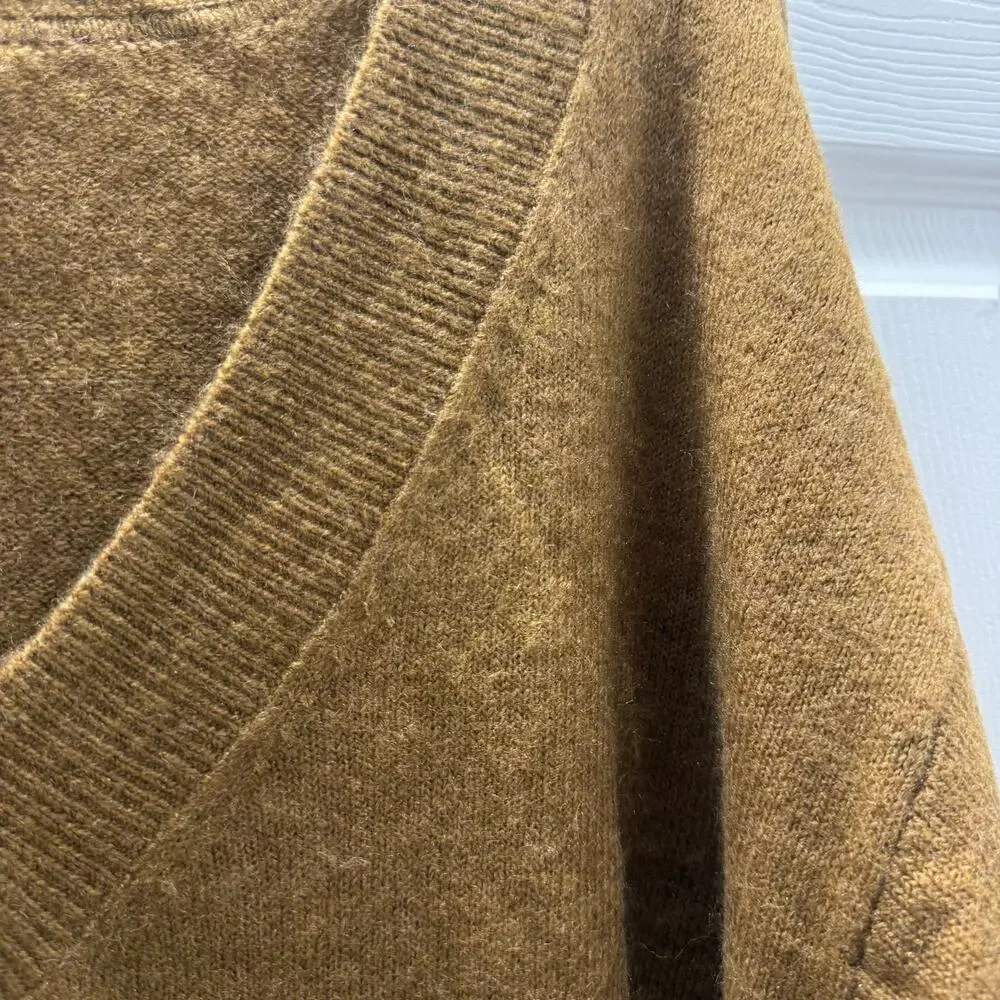GAP Womens Forever Cozy V-Neck Sweater Rich Camel Sparkle XL NEW - Picture 6 of 8